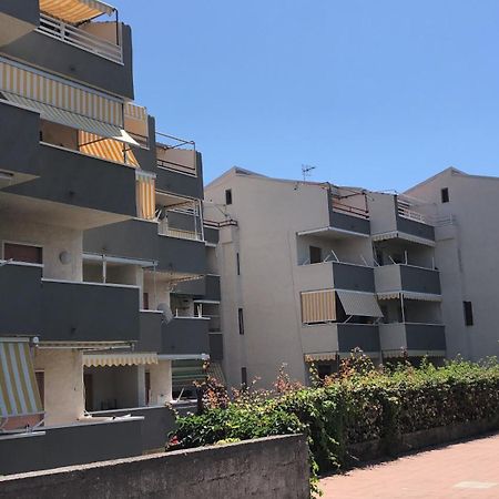 Appartamento Parco Corallo Di Fronte Al Mare Diamante Esterno foto